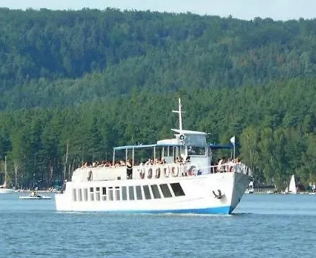 Pod Bornym Machovo Jezero *